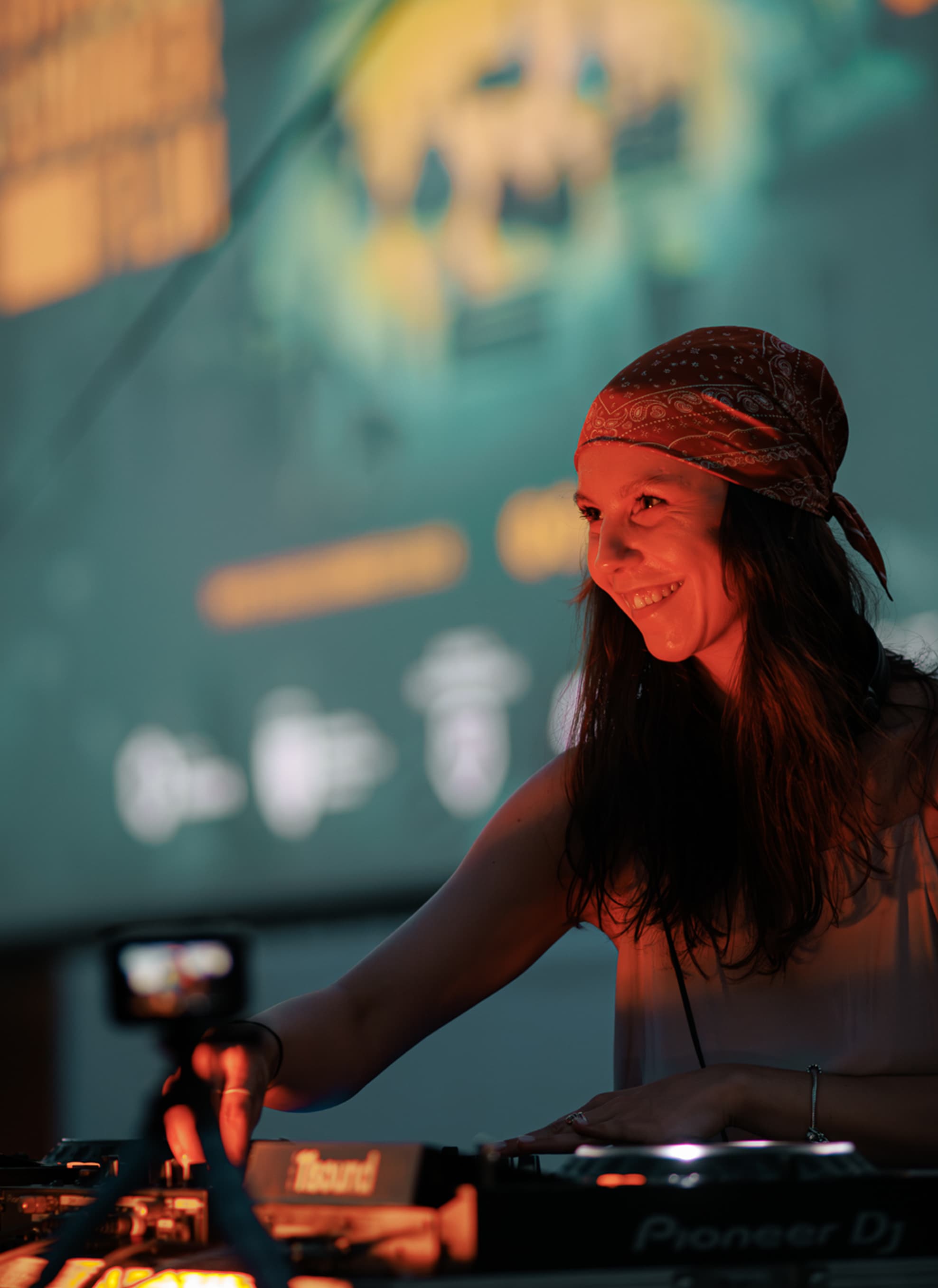 Rina performing